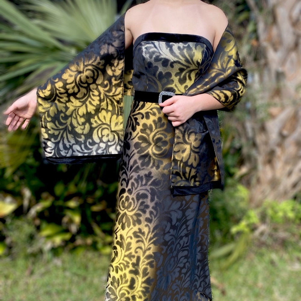 Cachet | Black and Gold Gown | with shawl | Size 8